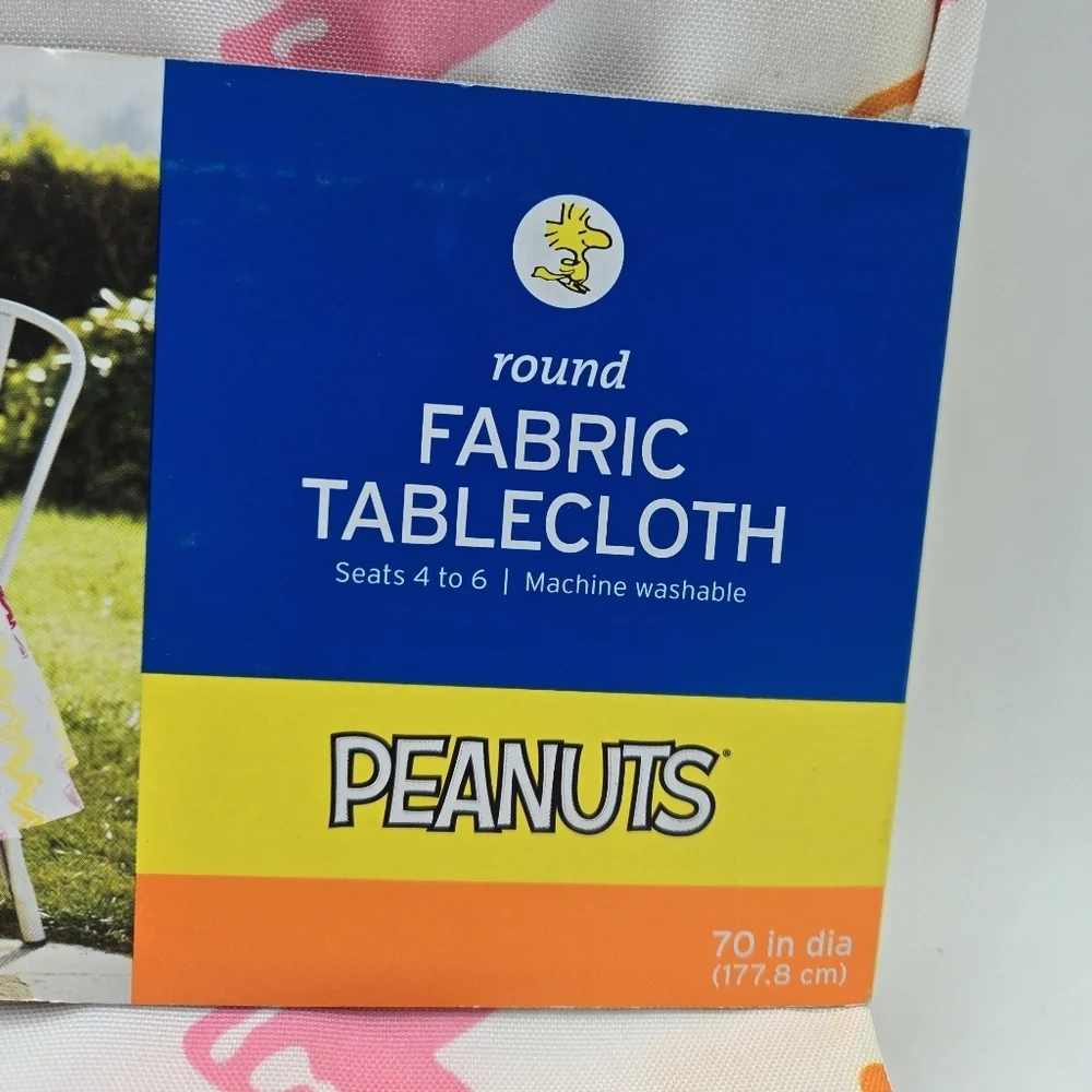Peanuts Zigzag Pattern Round Fabric Tablecloth